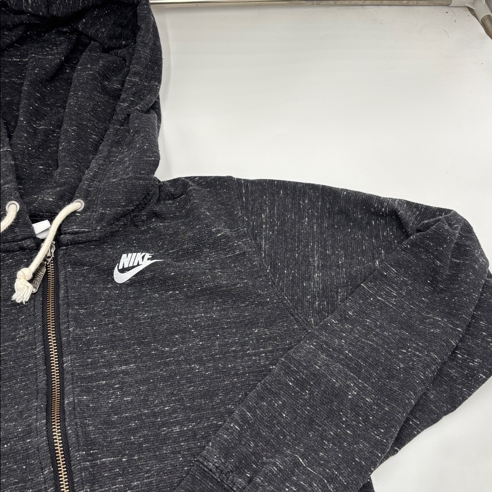 Nike Sportswear Gym Vintage Full-Zipper Hoodie - Picture 2 of 7